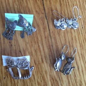 Cat earrings